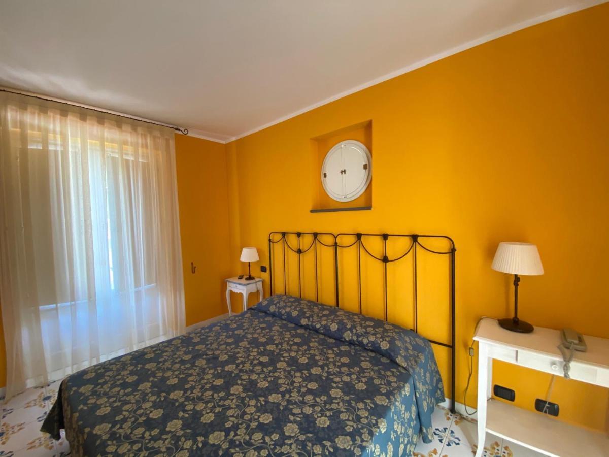 Hotel Bougainville Lipari  Kültér fotó