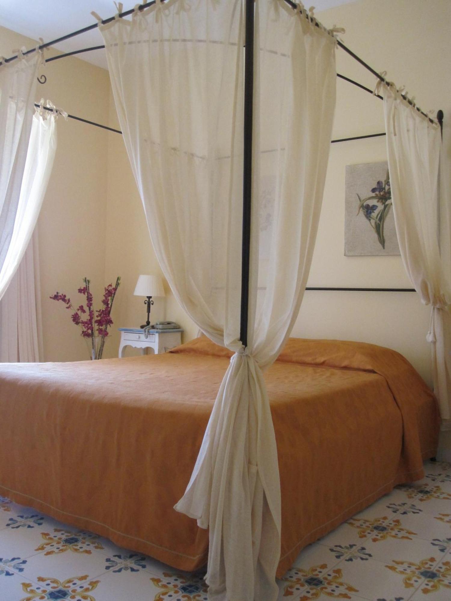 Hotel Bougainville Lipari  Kültér fotó